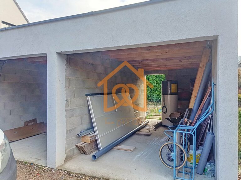 À Geispolsheim Village : Appartement avec garage, parking et un are de terrain - Premi'home Agence immobilière Aix En Provence