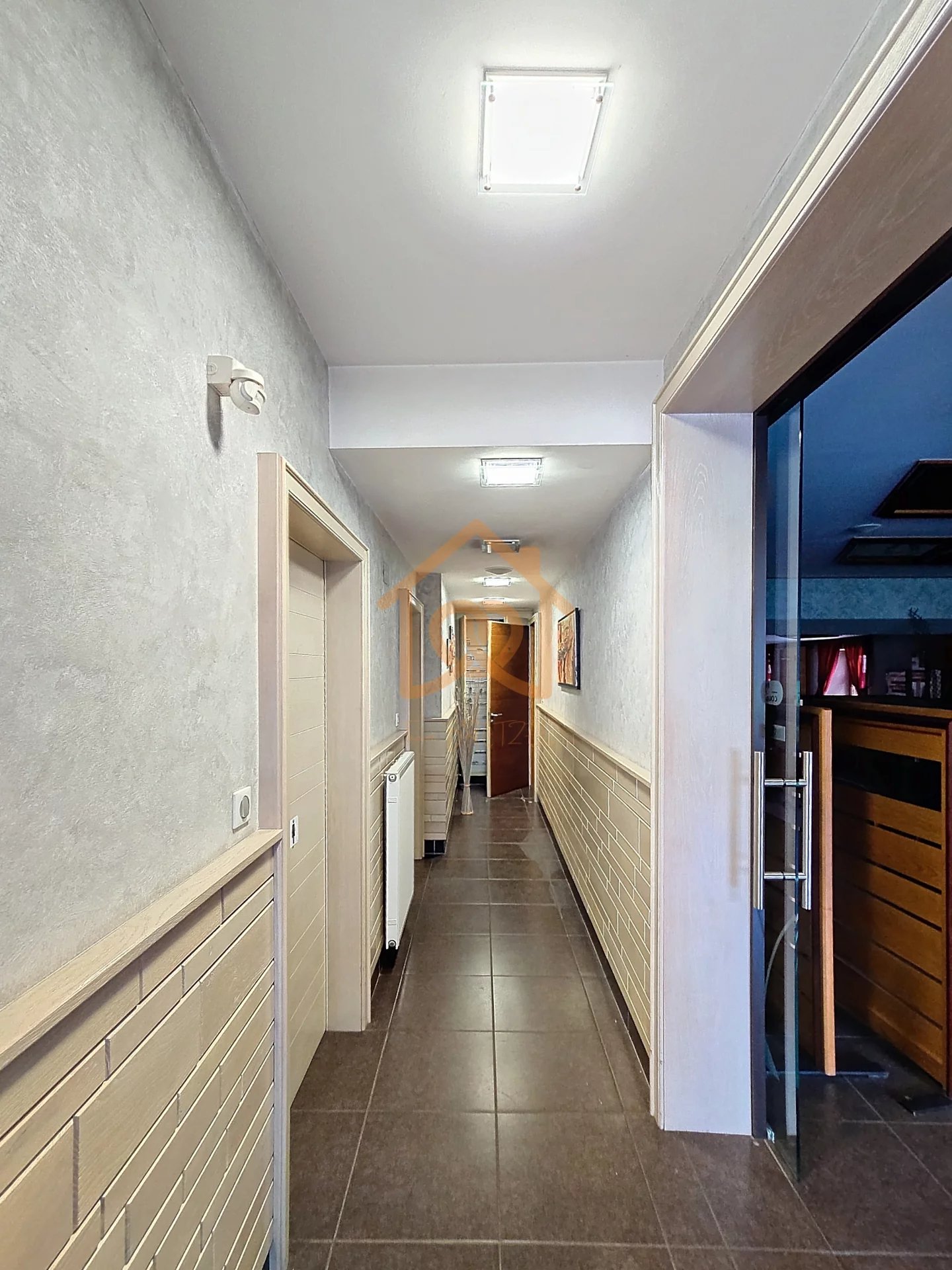 Murs d’un ancien restaurant au cœur de Weitbruch – Idéal investisseurs ! - Premi'home Agence immobilière Aix En Provence