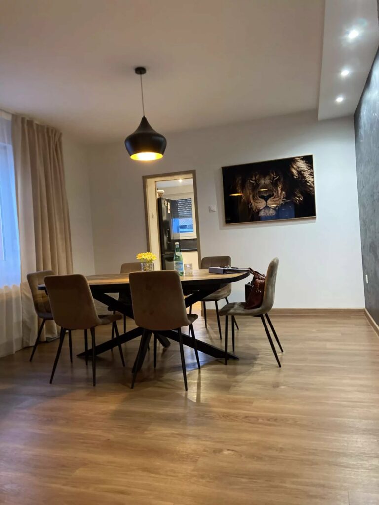 Charmante Maison Rénovée avec 4 Chambres au Cœur de Niederschaeffolsheim » - Premi'home Agence immobilière Aix En Provence