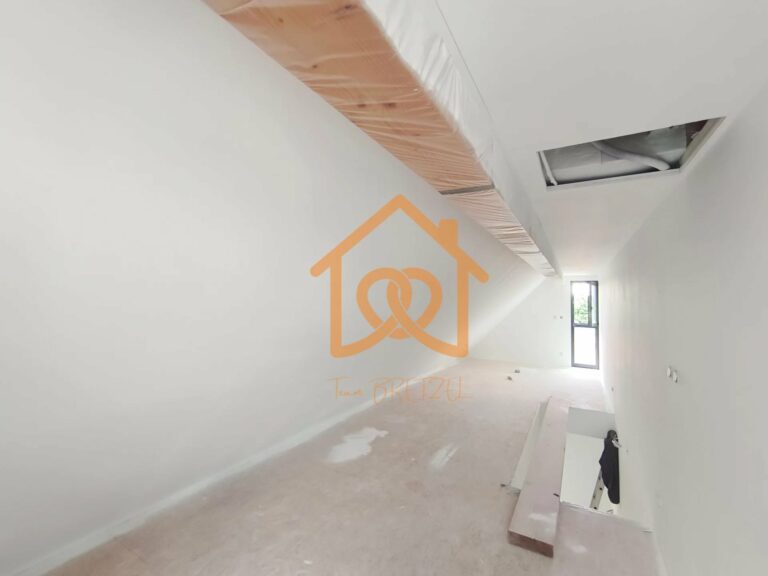 À Geispolsheim Village : Appartement avec garage, parking et un are de terrain - Premi'home Agence immobilière Aix En Provence