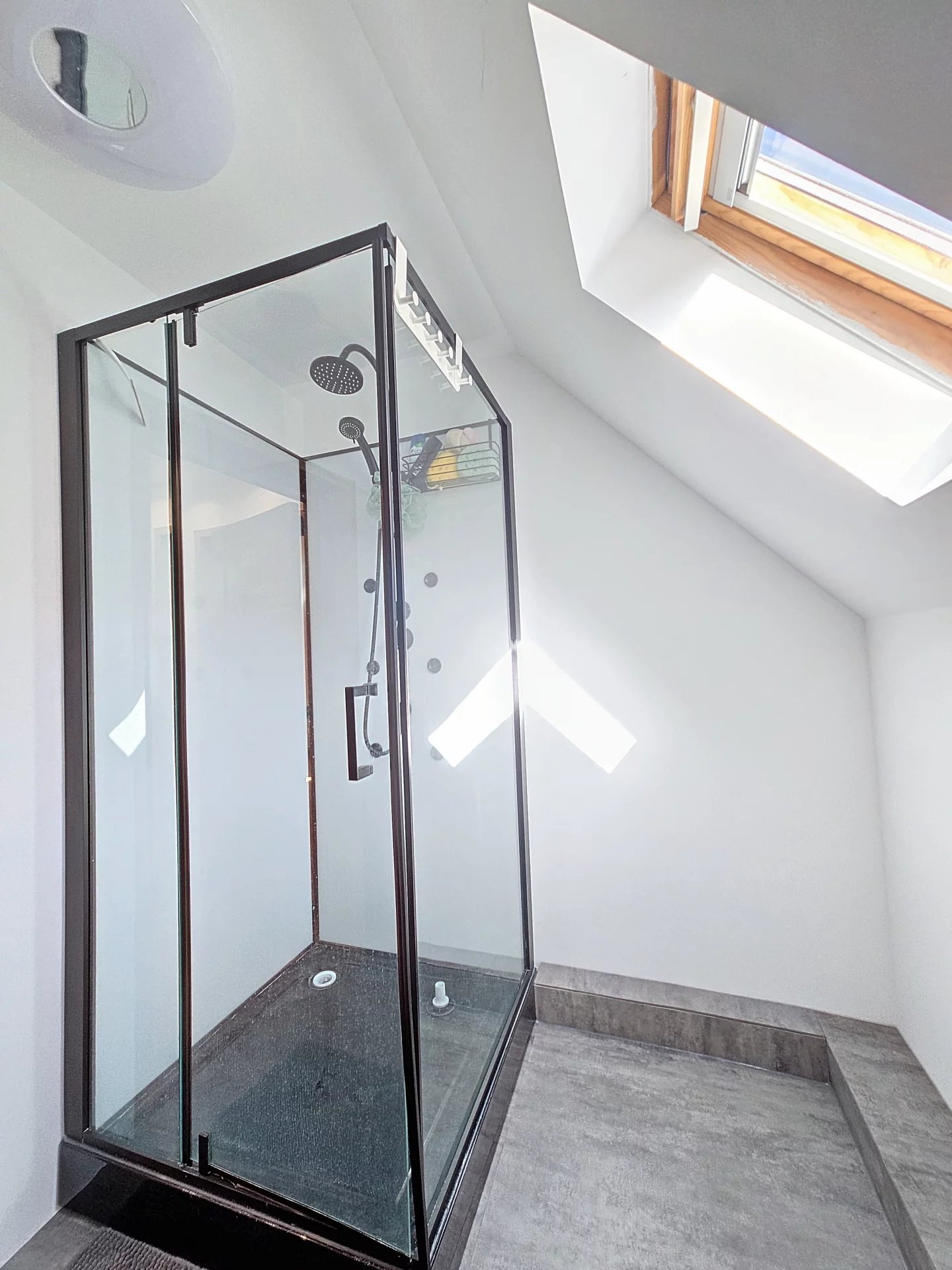 Charmante Maison Rénovée avec 4 Chambres au Cœur de Niederschaeffolsheim » - Premi'home Agence immobilière Aix En Provence