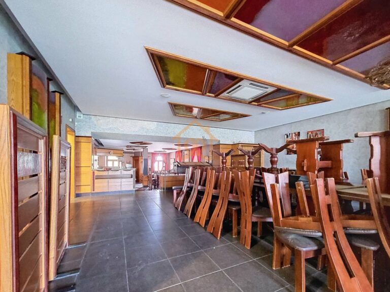 Murs d’un ancien restaurant au cœur de Weitbruch – Idéal investisseurs ! - Premi'home Agence immobilière Aix En Provence