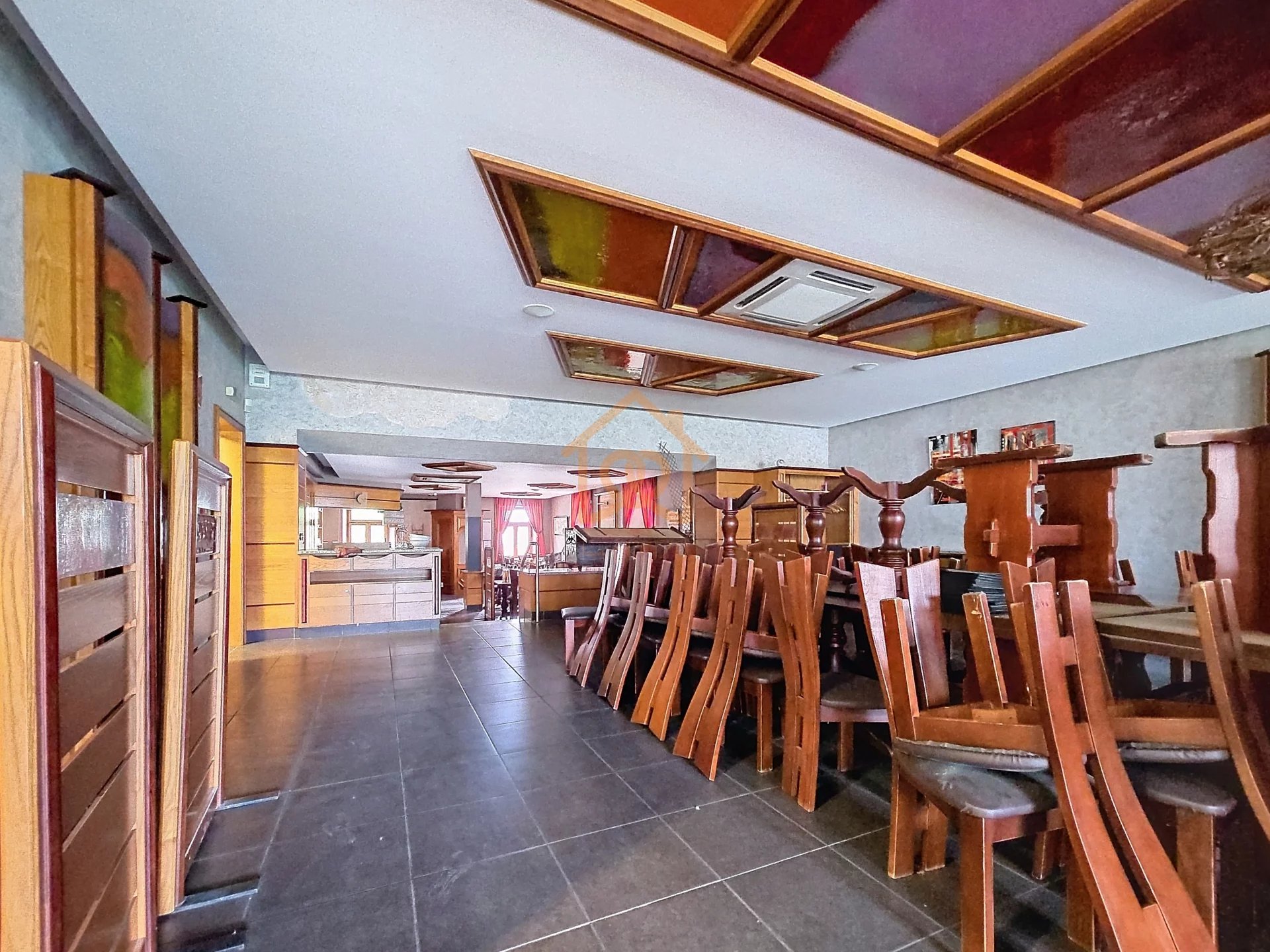 Murs d’un ancien restaurant au cœur de Weitbruch – Idéal investisseurs ! - Premi'home Agence immobilière Aix En Provence