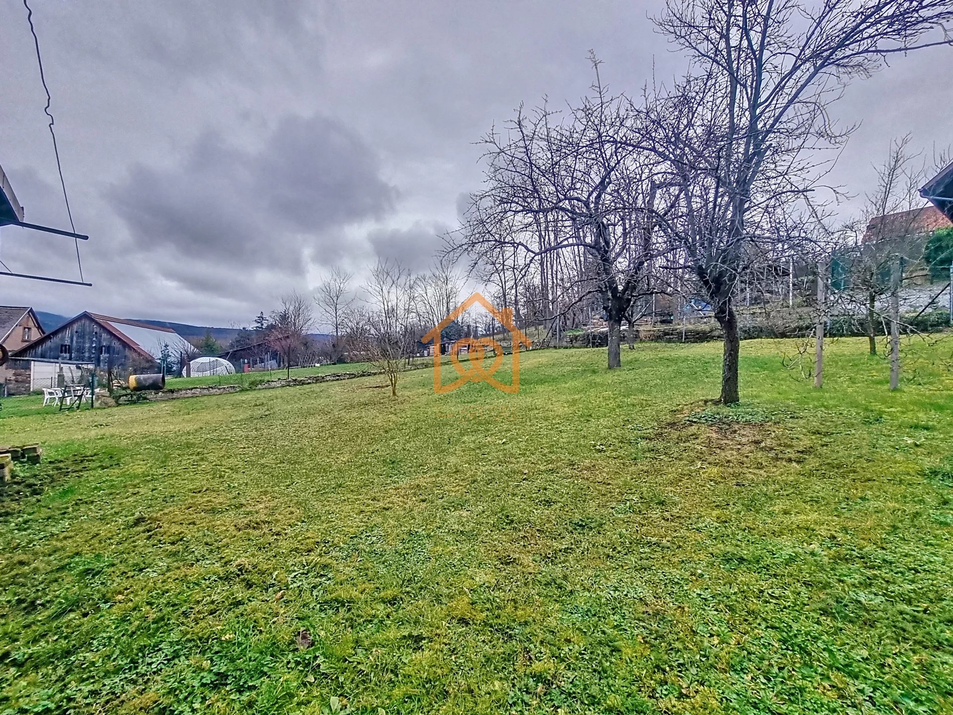 CORPS de FERME ALSACIEN Authentique avec Jardin Suspendu et Dépendances - Premi'home Agence immobilière Aix En Provence