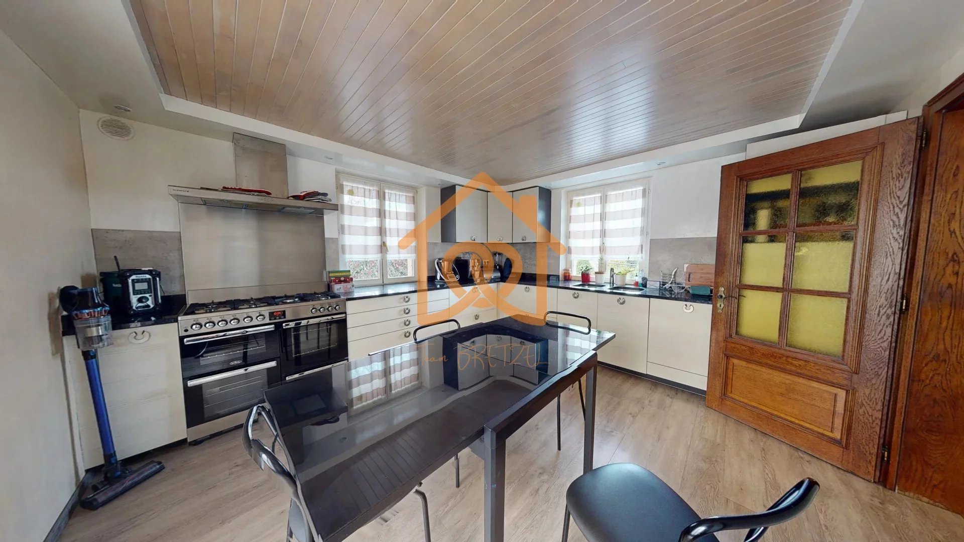 En exclusivité Jolie Maison de 150m² au sol à HOLTZHEIM avec piscine chauffée, climatisation sur 7 ares de terrain - Premi'home Agence immobilière Aix En Provence