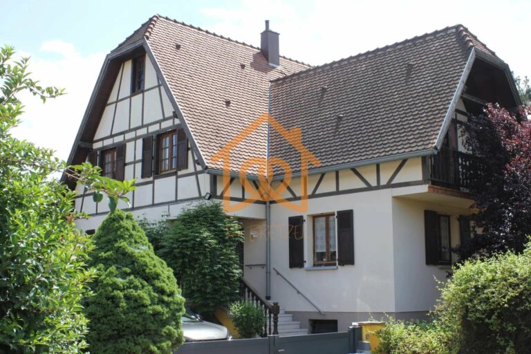 En exclusivité Jolie Maison de 150m² au sol à HOLTZHEIM avec piscine chauffée, climatisation sur 7 ares de terrain - Premi'home Agence immobilière Aix En Provence