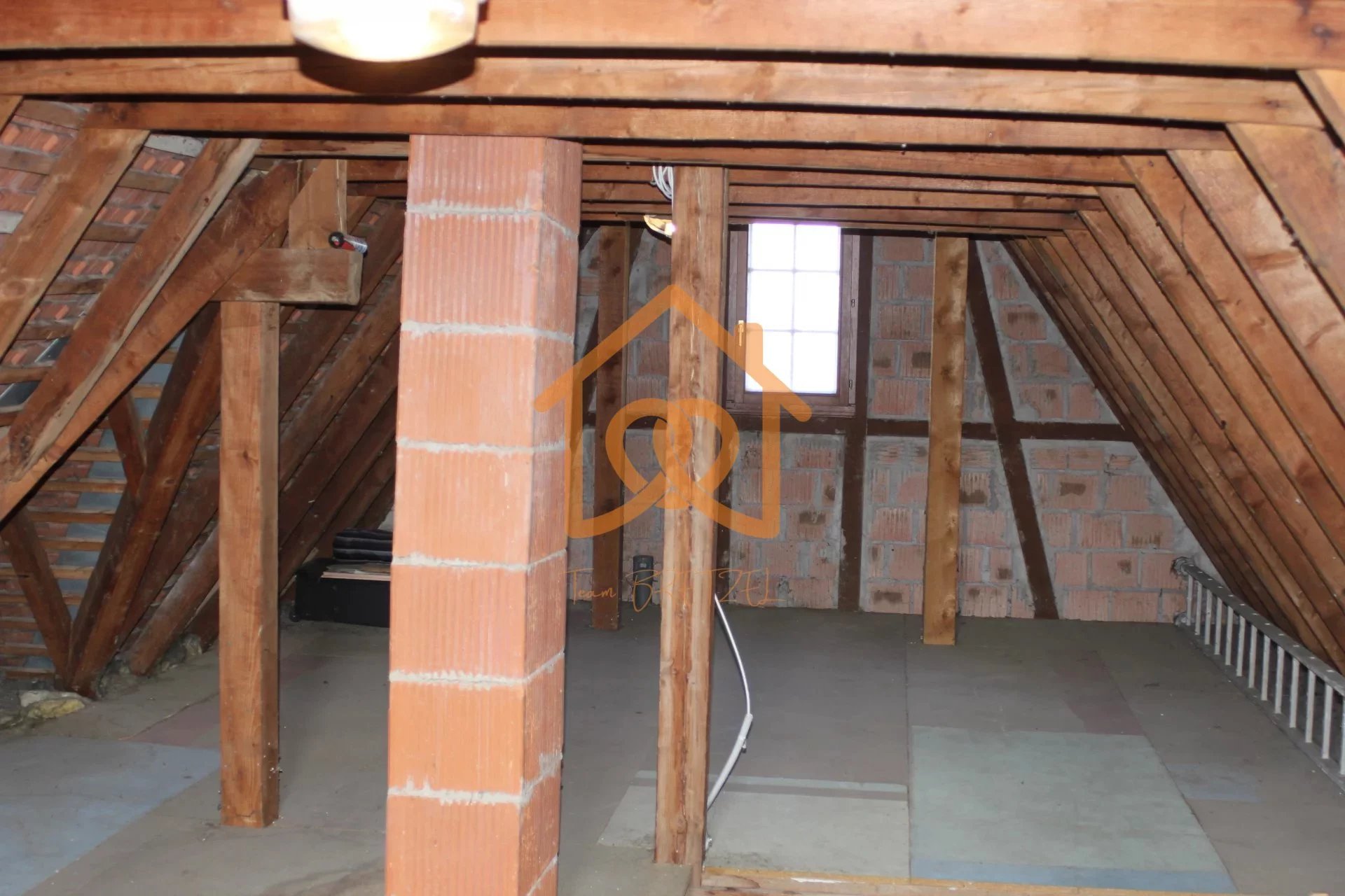En exclusivité Jolie Maison de 150m² au sol à HOLTZHEIM avec piscine chauffée, climatisation sur 7 ares de terrain - Premi'home Agence immobilière Aix En Provence