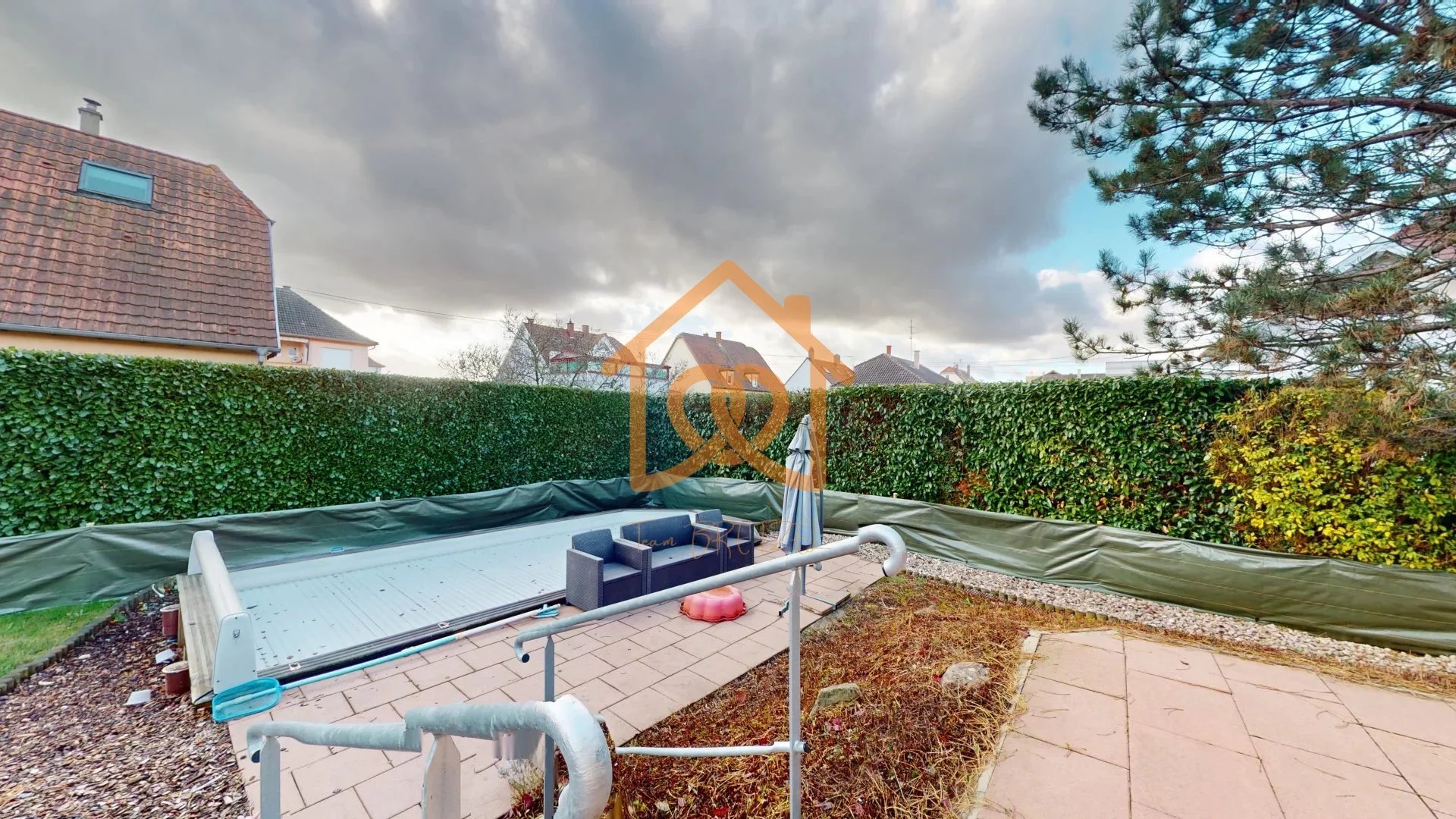 En exclusivité Jolie Maison de 150m² au sol à HOLTZHEIM avec piscine chauffée, climatisation sur 7 ares de terrain - Premi'home Agence immobilière Aix En Provence