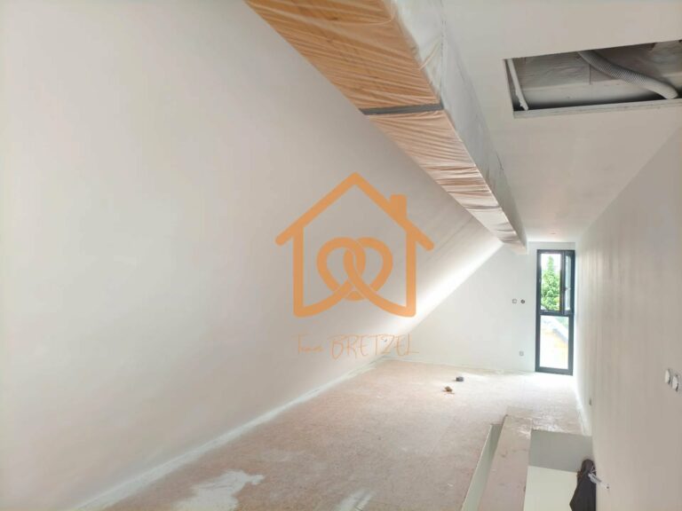 À Geispolsheim Village : Appartement avec garage, parking et un are de terrain - Premi'home Agence immobilière Aix En Provence