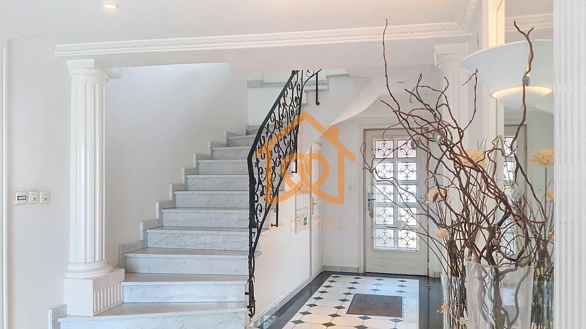 Bel appartement T3 CLIMATISE, sans vis à vis, terrasse, combles aménageables et 2 Garages - Premi'home Agence immobilière Aix En Provence