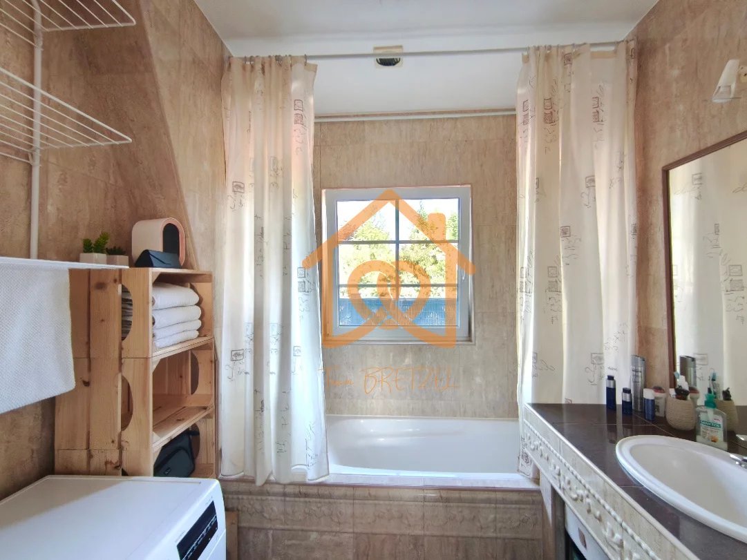 Bel appartement T3 CLIMATISE, sans vis à vis, terrasse, combles aménageables et 2 Garages - Premi'home Agence immobilière Aix En Provence