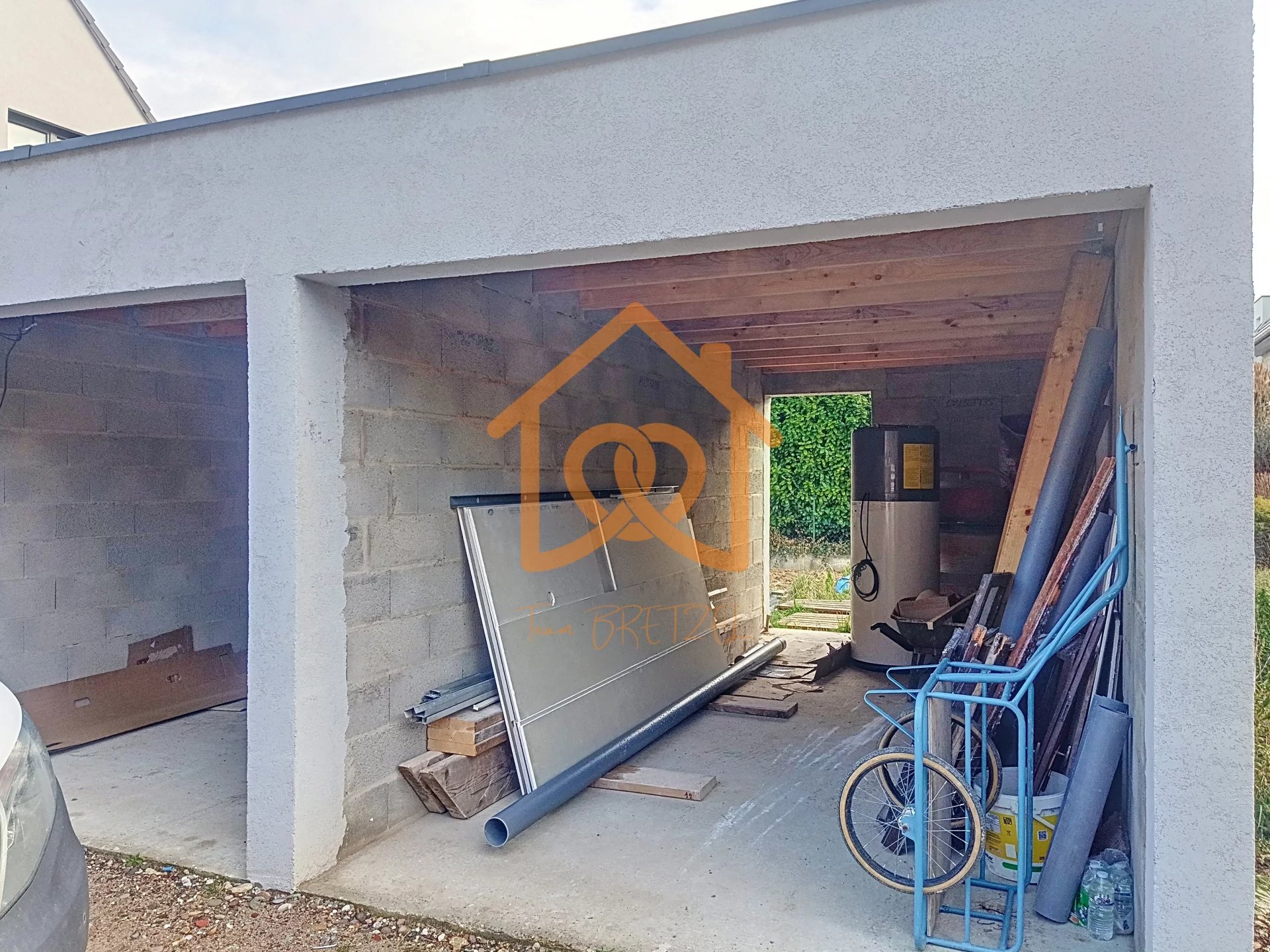 À Geispolsheim Village : Appartement avec garage, parking et un are de terrain - Premi'home Agence immobilière Aix En Provence