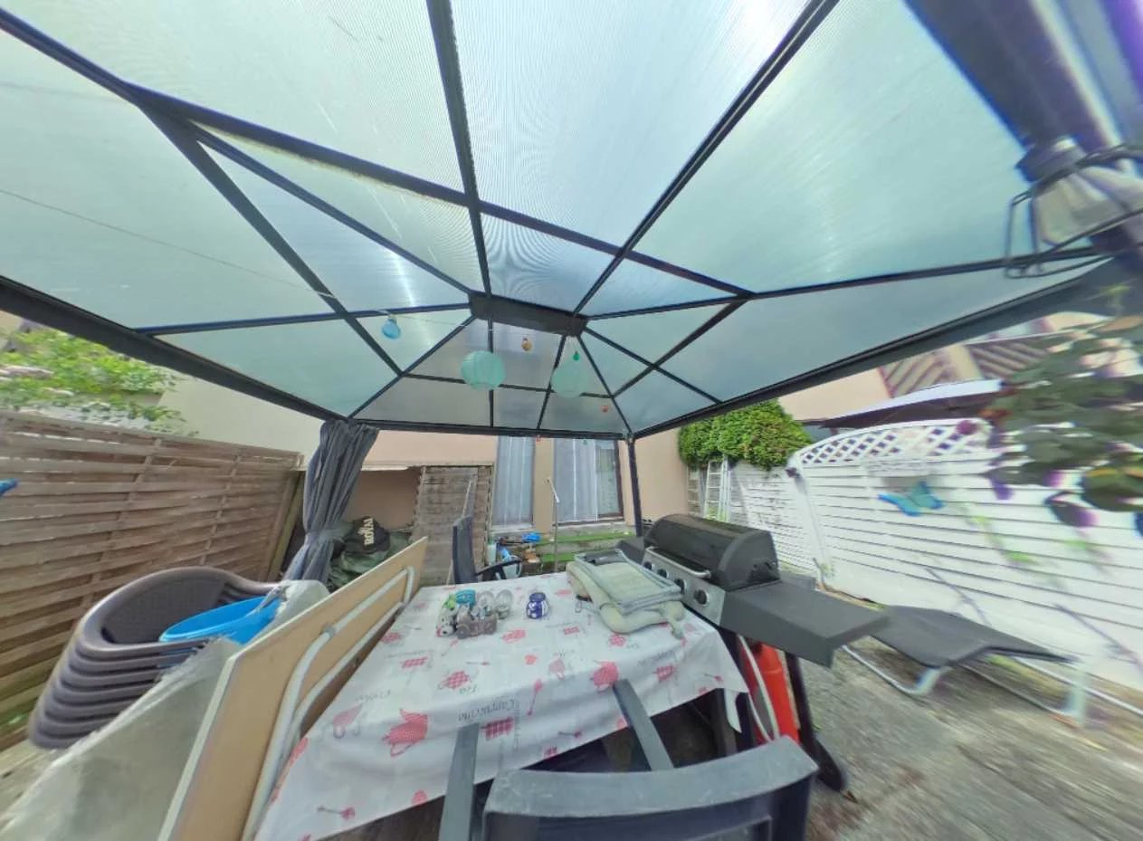 Appartement 2 pièces 45m² avec jardin au bord d’un bras de l’Ill - Premi'home Agence immobilière Aix En Provence