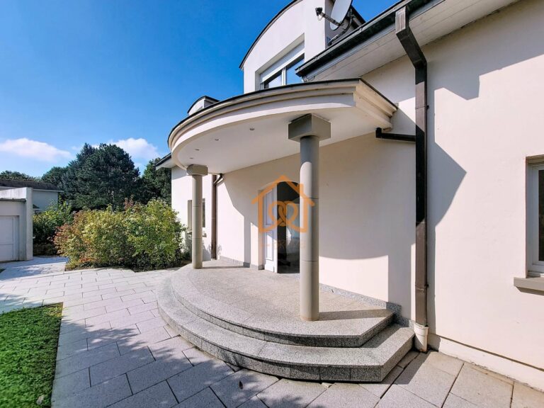 À VENDRE – VILLA au cœur du domaine du Golf de la Wantzenau - Premi'home Agence immobilière Aix En Provence