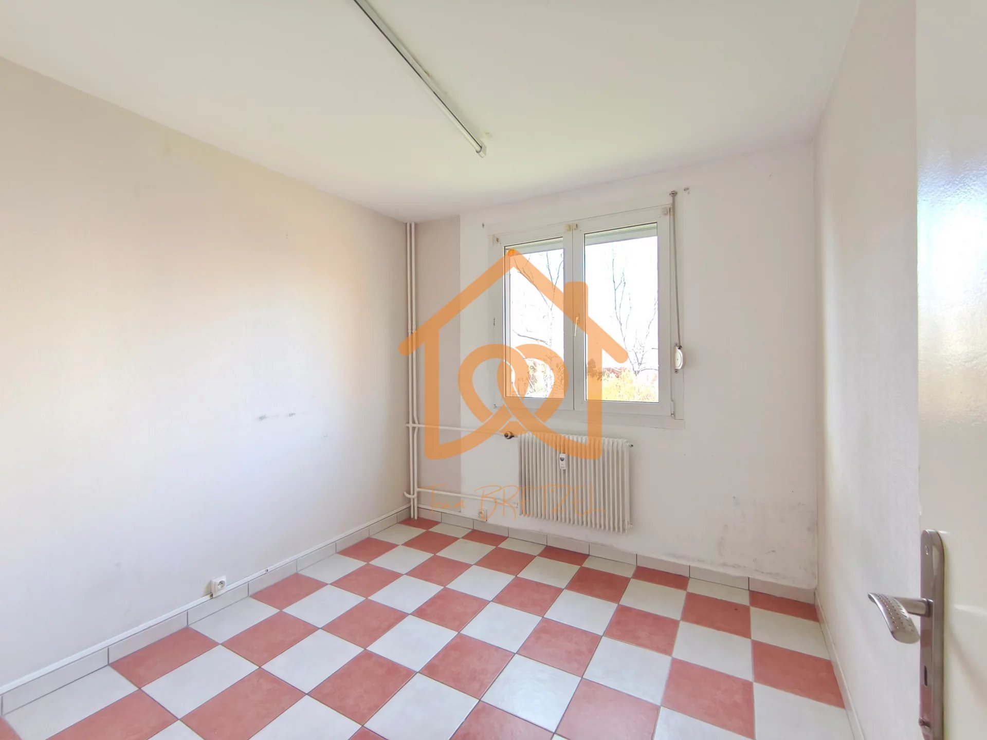 Bel Appartement traversant 2ème étage avec 3 chambres - Premi'home Agence immobilière Aix En Provence
