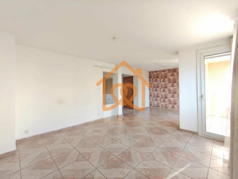 Bel Appartement traversant 2ème étage avec 3 chambres - Premi'home Agence immobilière Aix En Provence