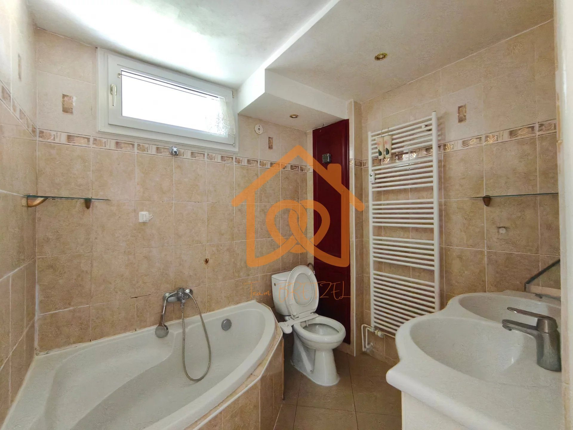 Bel Appartement traversant à la Meinau, 2ème étage avec 3 cha - Premi'home Agence immobilière Aix En Provence