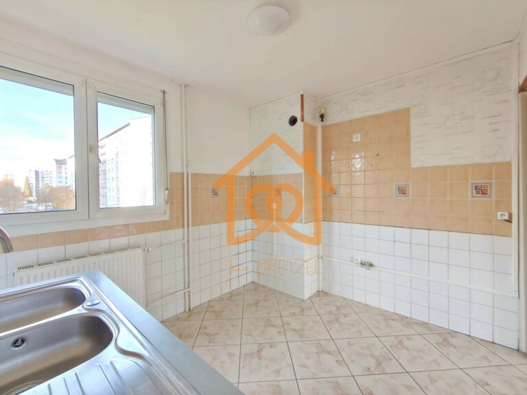 Bel Appartement traversant à la Meinau, 2ème étage avec 3 cha - Premi'home Agence immobilière Aix En Provence