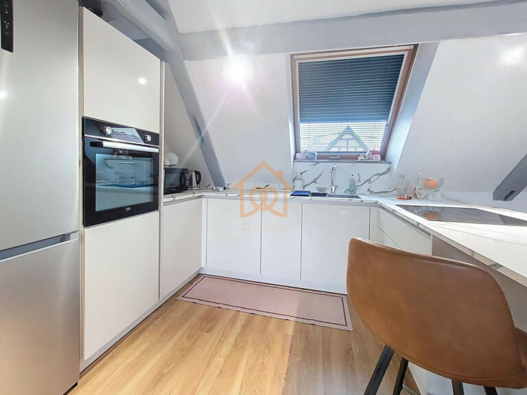 🏡 À Niederschaeffolsheim, le charme de l&rsquo;ancien avec les a - Premi'home Agence immobilière Aix En Provence