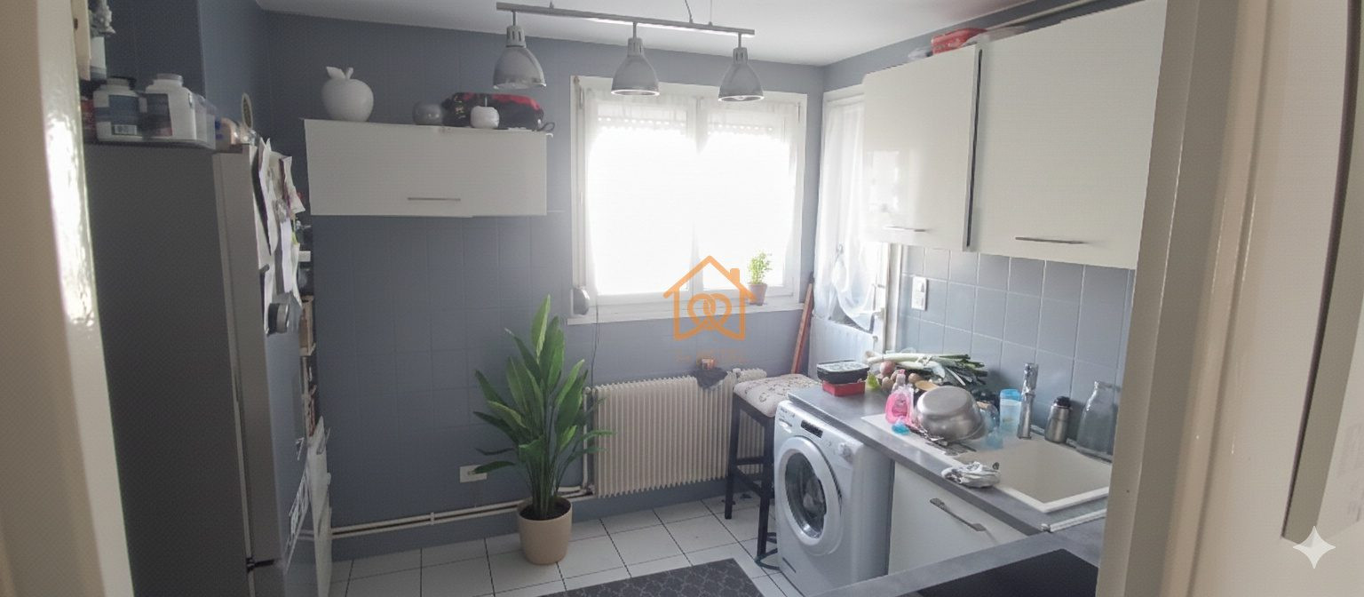 Bel Appartement à la Meinau en quatrième étage - Premi'home Agence immobilière Aix En Provence