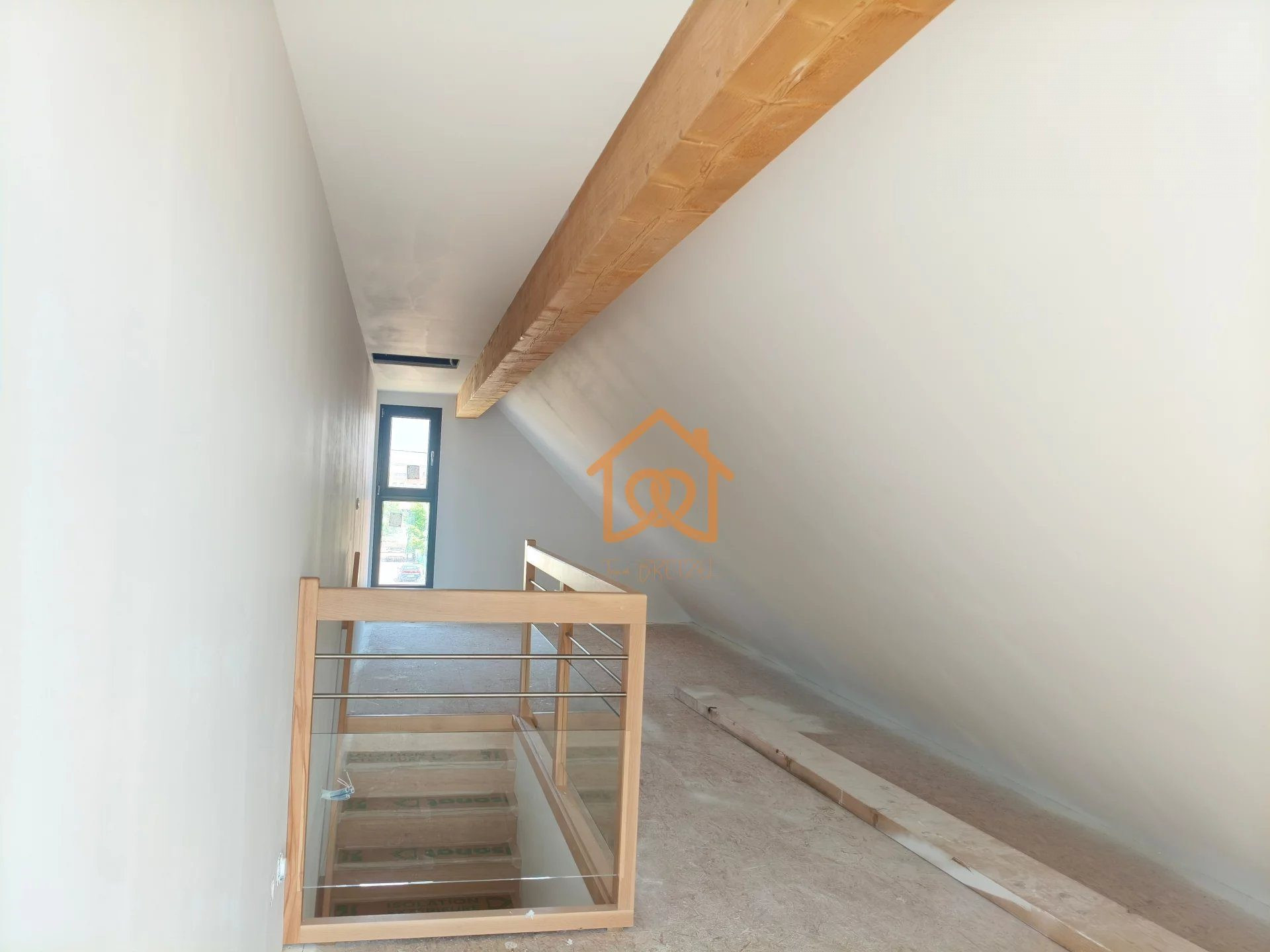 À Geispolsheim Village : Appartement avec garage, parking et un - Premi'home Agence immobilière Aix En Provence