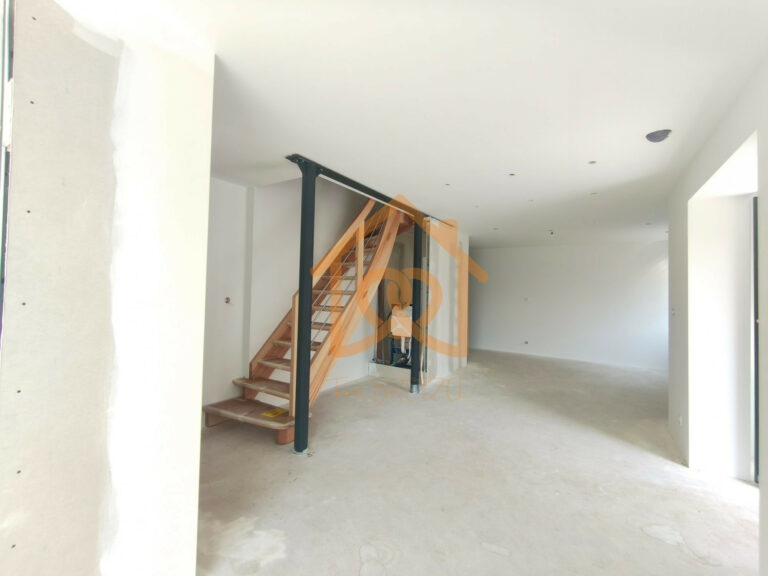 À Geispolsheim Village : Appartement avec garage, parking cave - Premi'home Agence immobilière Aix En Provence