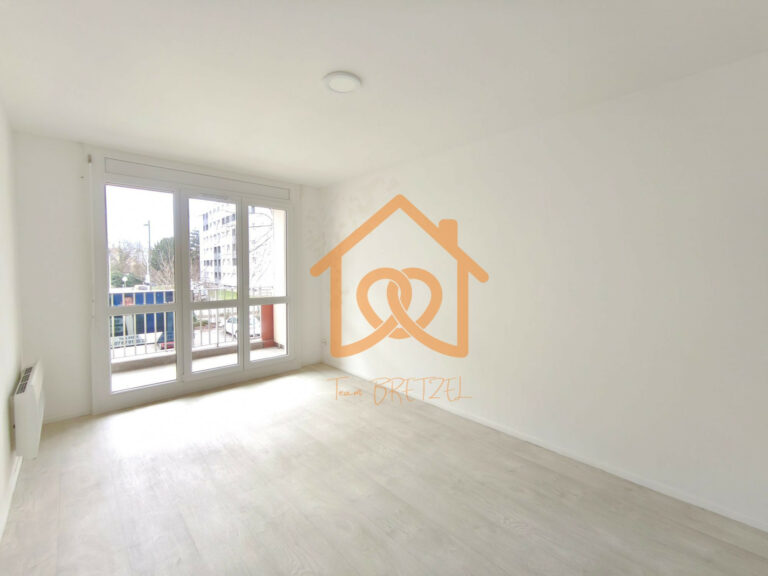 Charmant appartement 1 pièce avec balcon et parking – Strasbo - Premi'home Agence immobilière Aix En Provence
