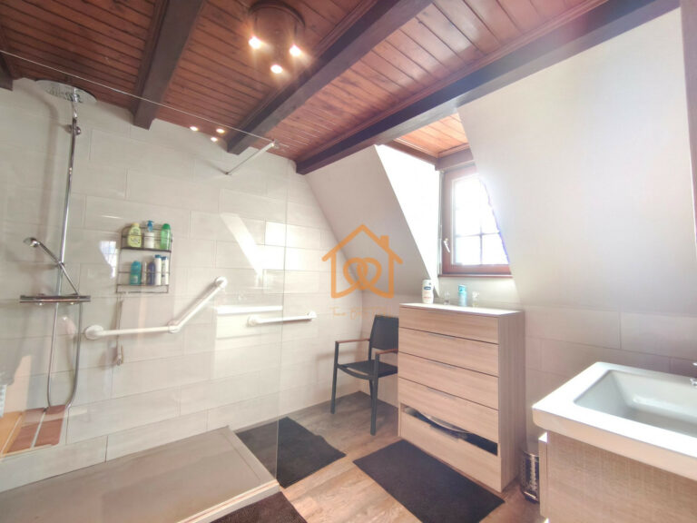 En exclusivité Jolie Maison de 150m² au sol à HOLTZHEIM avec - Premi'home Agence immobilière Aix En Provence