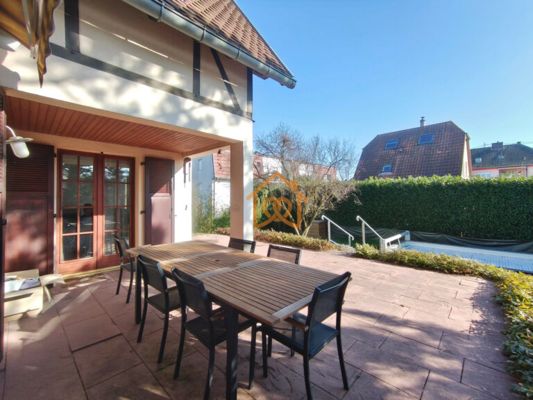 En exclusivité Jolie Maison de 150m² au sol à HOLTZHEIM avec - Premi'home Agence immobilière Aix En Provence