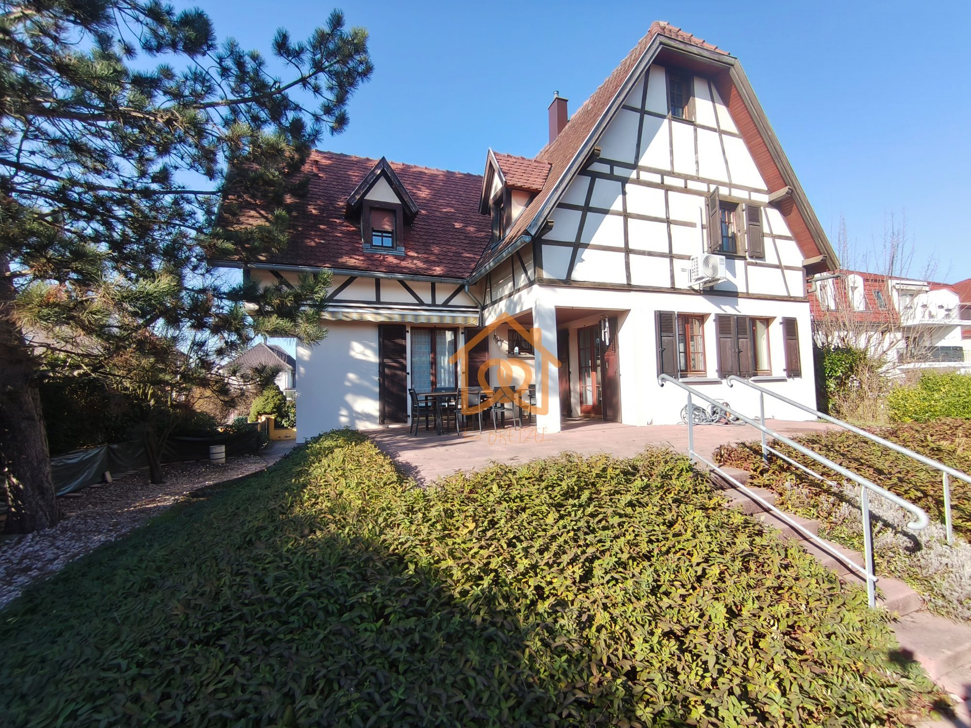 En exclusivité Jolie Maison de 150m² au sol à HOLTZHEIM avec - Premi'home Agence immobilière Aix En Provence