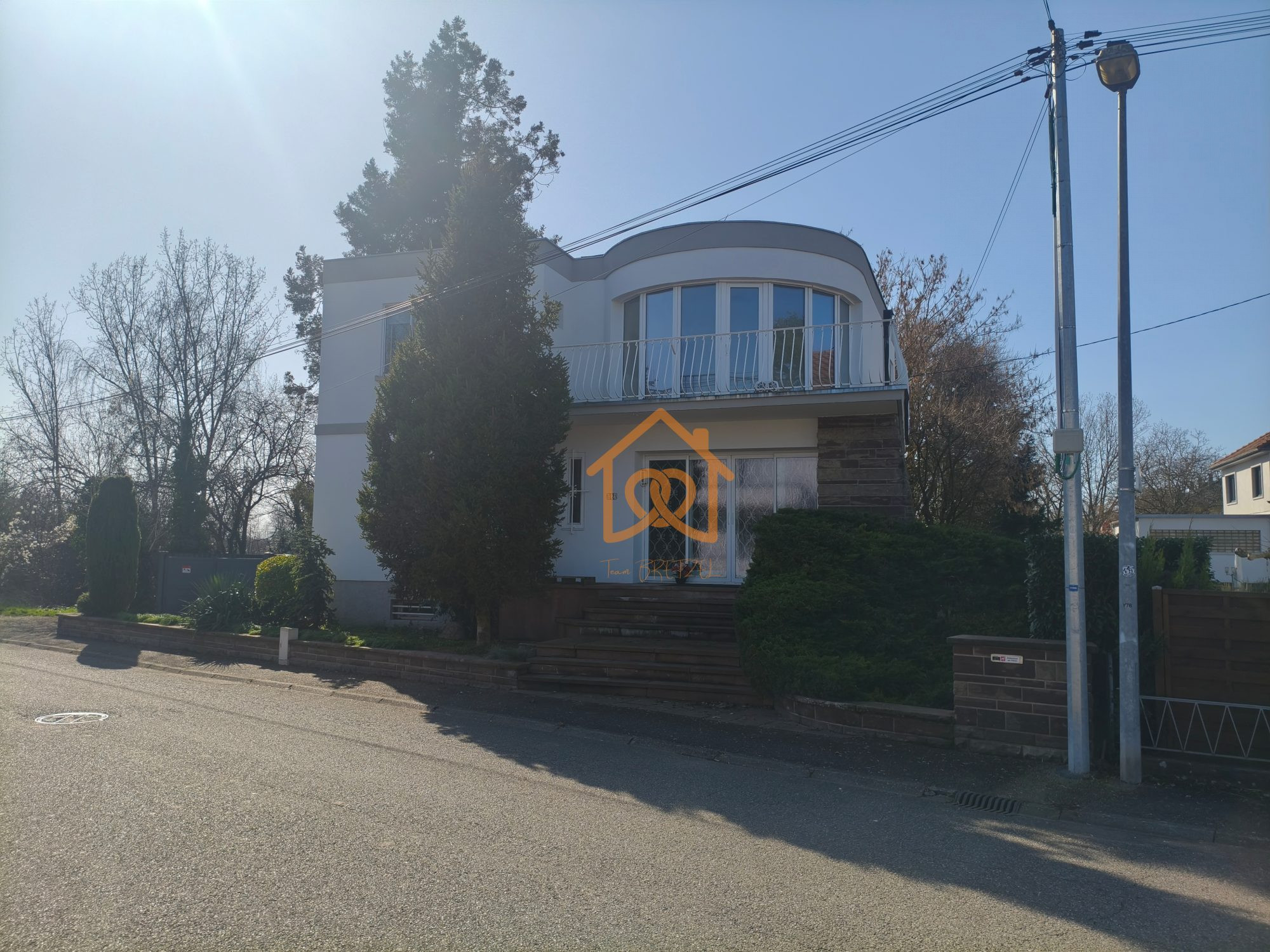 Unique ! Belle Maison de 295m² Lingolsheim sur 10 ares de terra - Premi'home Agence immobilière Aix En Provence