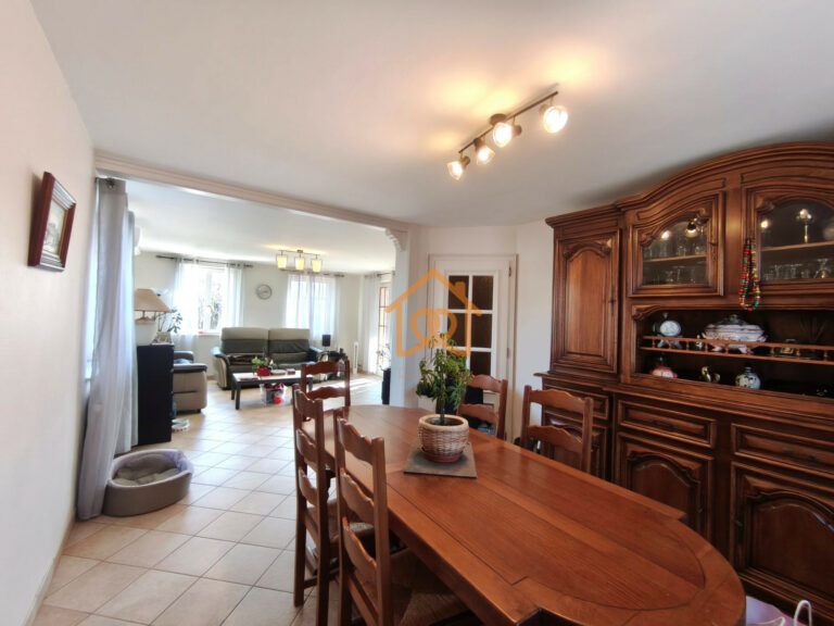 En exclusivité Jolie Maison de 150m² au sol à HOLTZHEIM avec - Premi'home Agence immobilière Aix En Provence