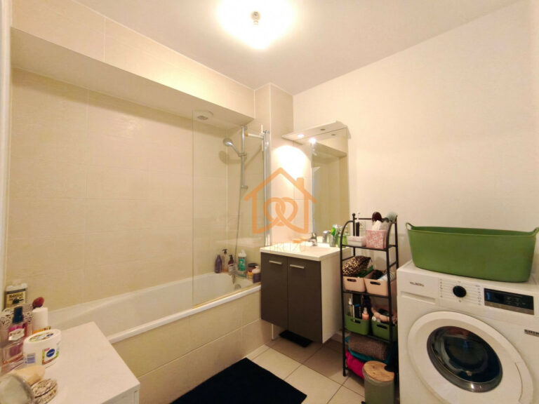 Bel appartement avenue de Colmar - Premi'home Agence immobilière Aix En Provence