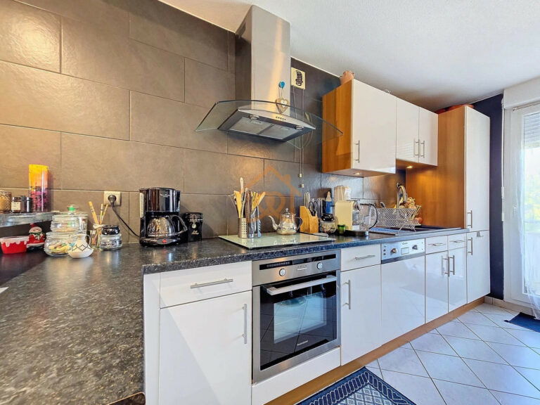 Spacieux T4 de 98 m² avec terrasse et garage – Lingolsheim - Premi'home Agence immobilière Aix En Provence