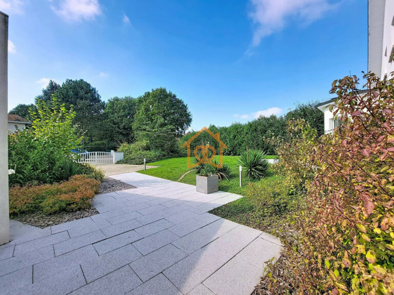 À VENDRE – VILLA au coeur du domaine du Golf de la Wantzenau - Premi'home Agence immobilière Aix En Provence