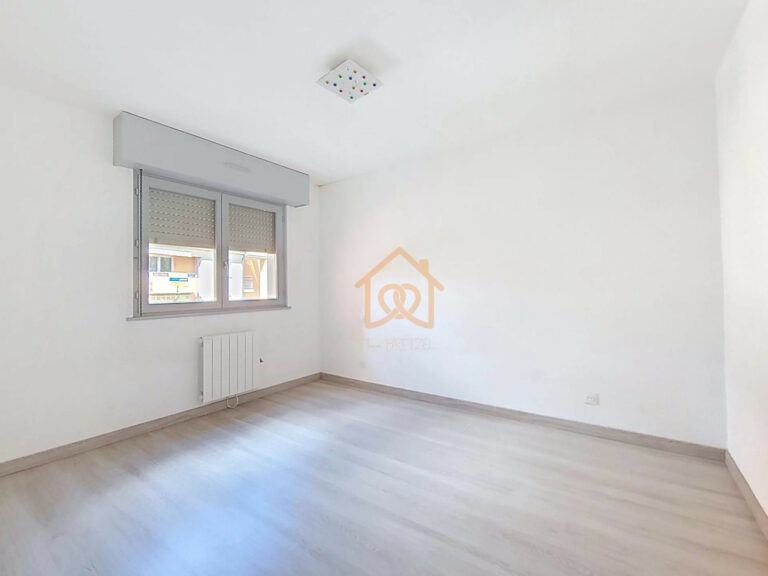 🏡 À vendre – Appartement T3 avec balcon, cave et garage ? - Premi'home Agence immobilière Aix En Provence