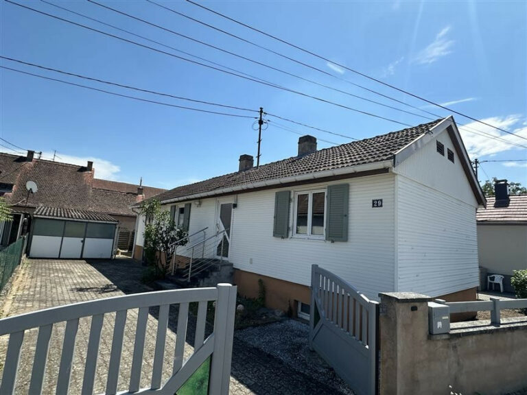 Charmante maison avec dépendance et double garage. - Premi'home Agence immobilière Aix En Provence