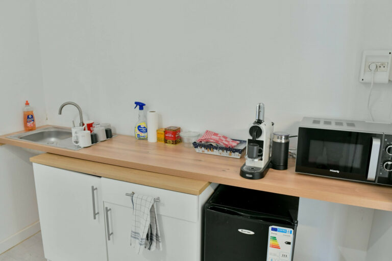 Ensemble Immobilier à usage professionnel - Premi'home Agence immobilière Aix En Provence