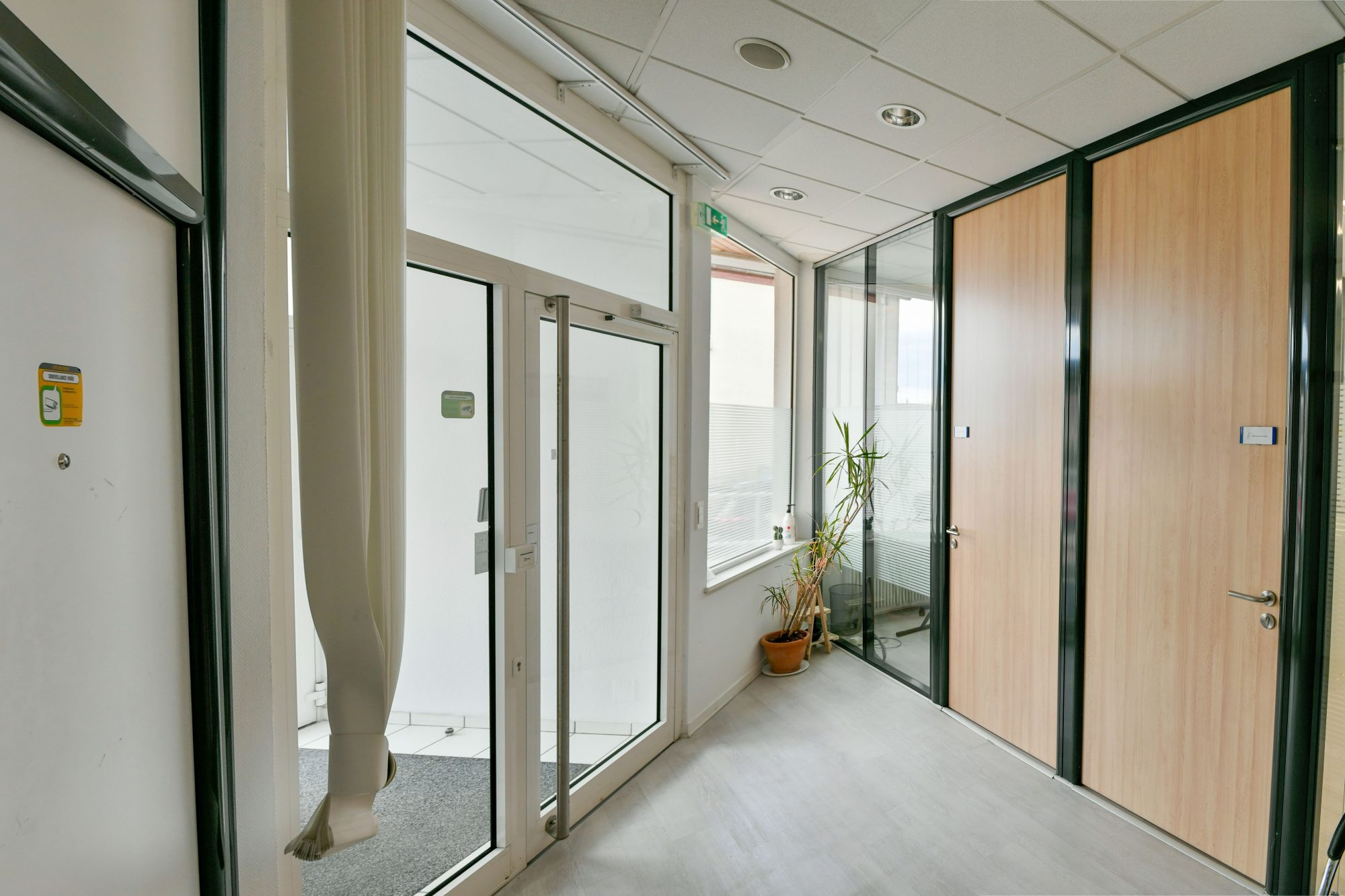 Ensemble Immobilier à usage professionnel - Premi'home Agence immobilière Aix En Provence