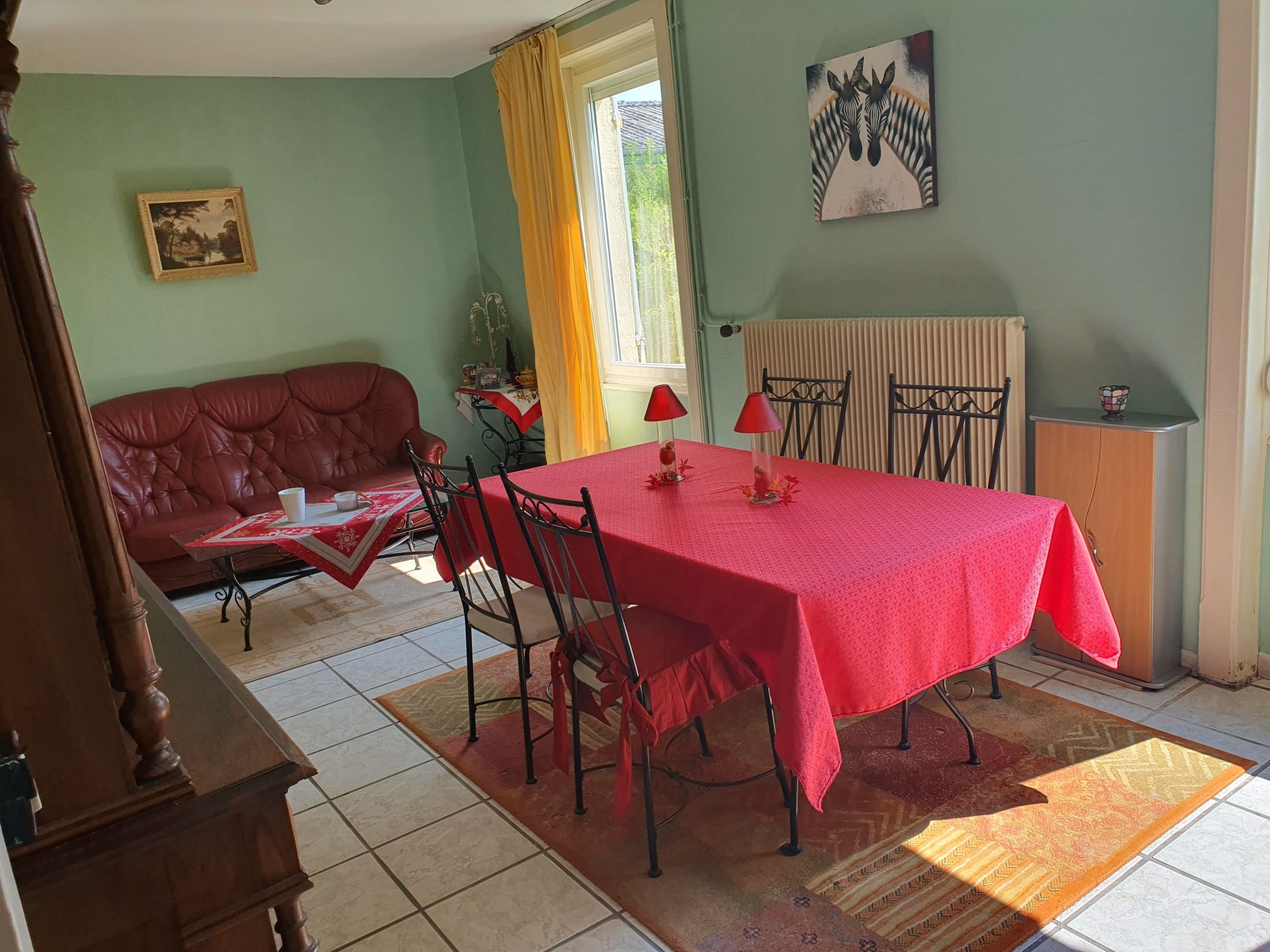 MAISON EN PIERRE 155 m² + GRANGE env: 50 m² + HANGAR env: 200 - Premi'home Agence immobilière Aix En Provence