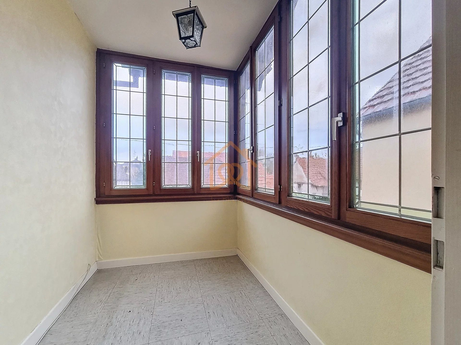 Maison de ville à rénover avec garage et dépendances – Ober - Premi'home Agence immobilière Aix En Provence