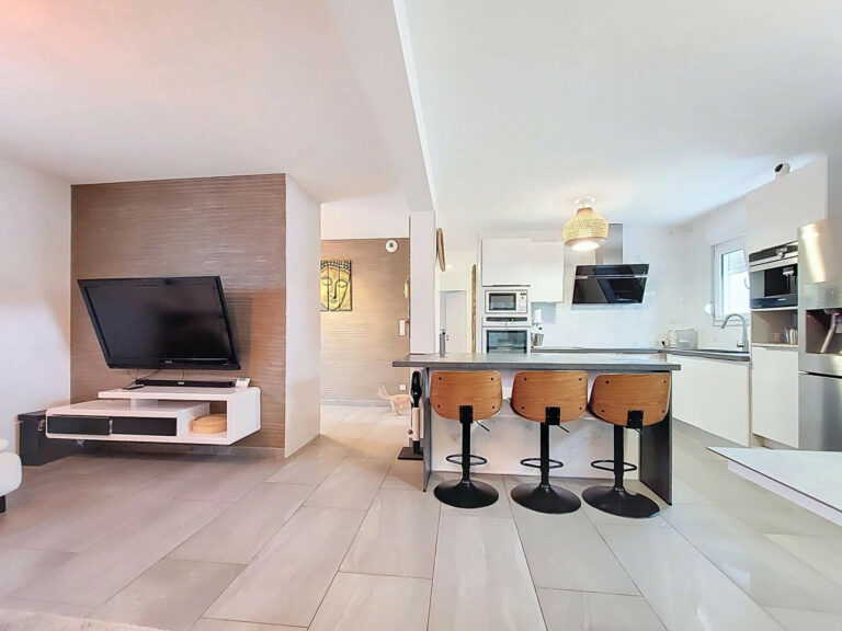 Appartement Prestige 133 m² avec Jardin Privatif 310 m2 - Premi'home Agence immobilière Aix En Provence