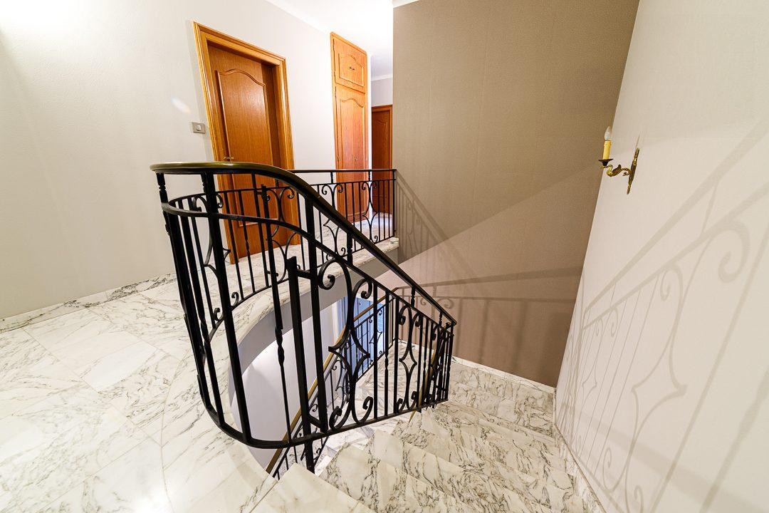 Propriété familiale de prestige – Colline du Vignoble à Mun - Premi'home Agence immobilière Aix En Provence