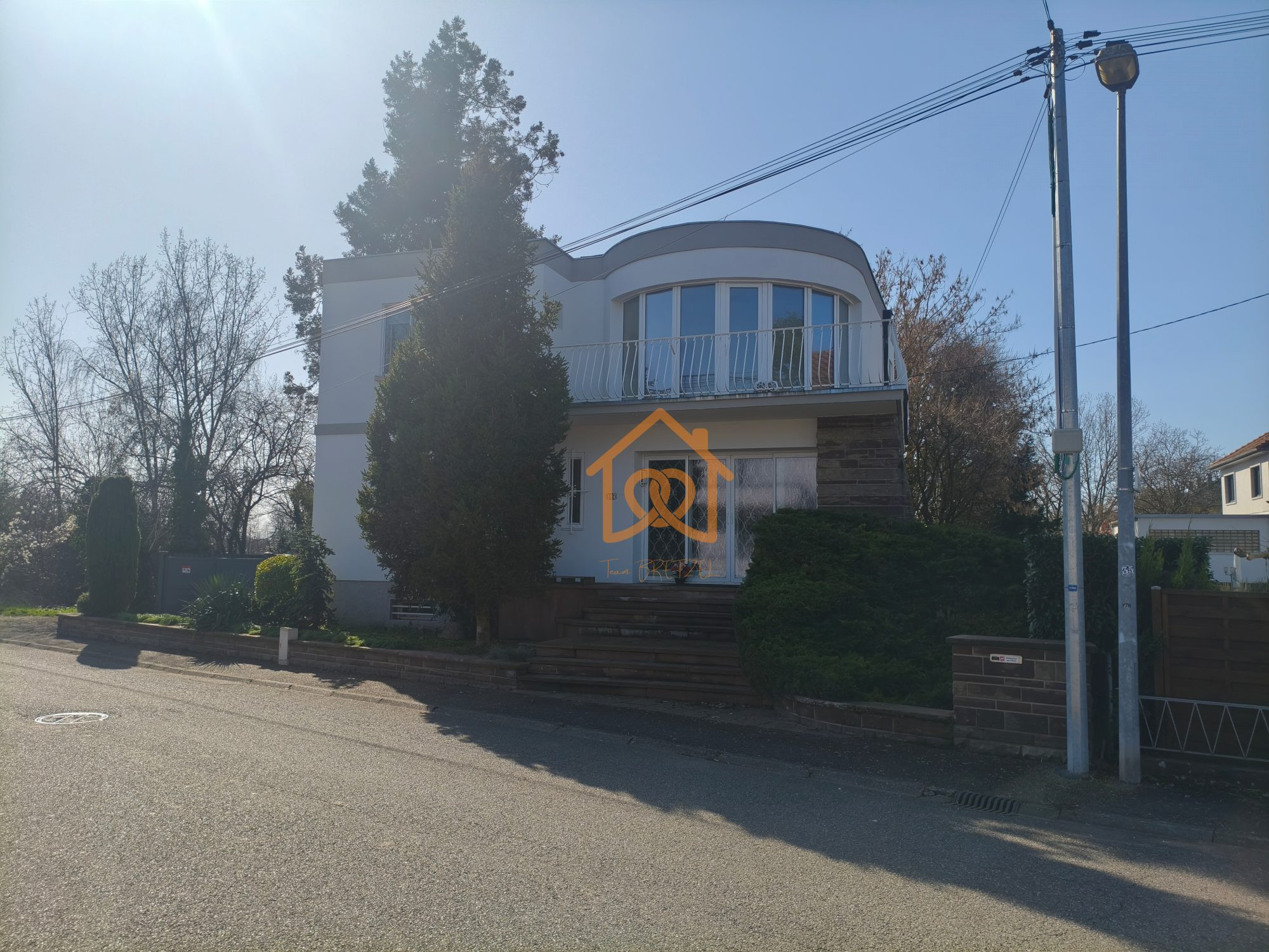 Unique ! Belle Maison de 295m² Lingolsheim sur 10 ares de terra - Premi'home Agence immobilière Aix En Provence