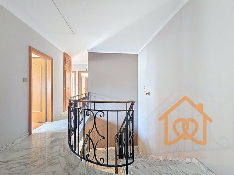 Propriété familiale de prestige – Colline du Vignoble à Mun - Premi'home Agence immobilière Aix En Provence