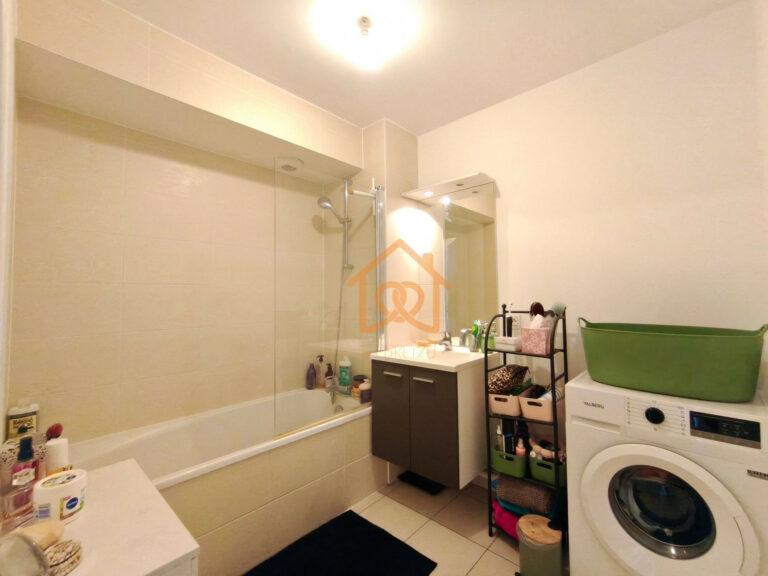 Bel appartement avenue de Colmar - Premi'home Agence immobilière Aix En Provence