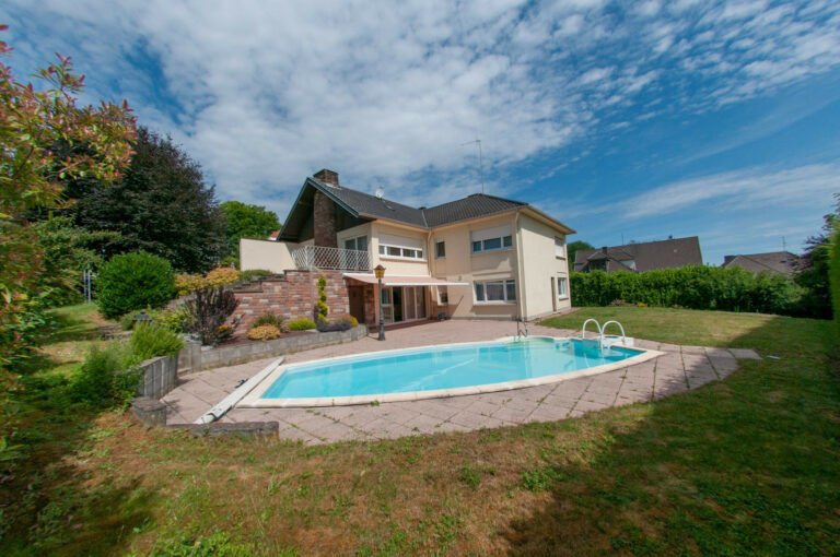 Propriété familiale de prestige – Colline du Vignoble à Mun - Premi'home Agence immobilière Aix En Provence
